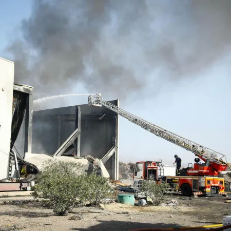 Milagro en España: rescatan con vida a una pareja atrapada por el incendio