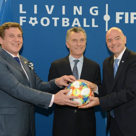 Mauricio Macri anunció una importante donación de FIFA a Venezuela tras el terremoto