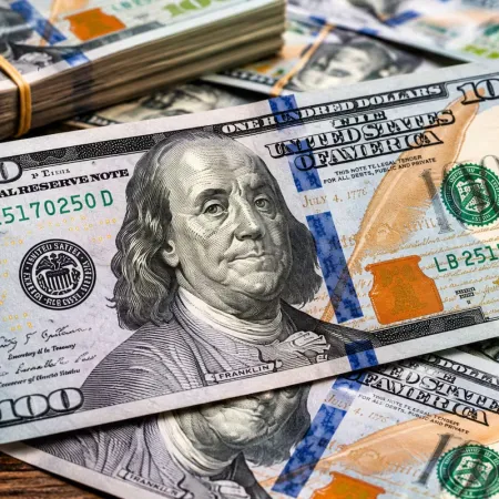 El dólar vuelve a operar tras 4 días: ¿cómo abren la jornada las cotizaciones?
