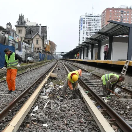 Aprovecharon el fin de semana largo para avanzar con obras en las líneas Mitre y Sarmiento