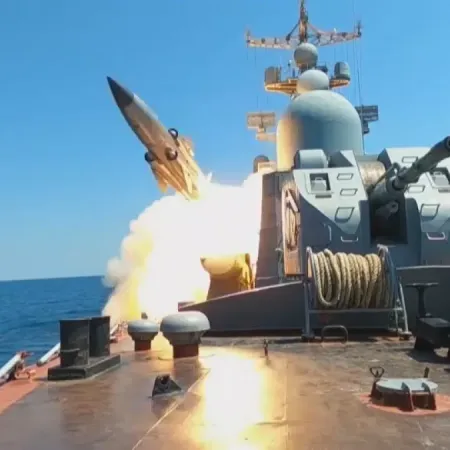 Rusia y Ucrania llevan la guerra al mar Negro: Europa refuerza a Kiev en París