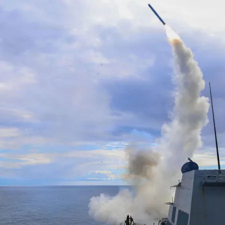 Donald Trump reactivó el bloqueo naval a Irán y sube la tensión en el estrecho de Ormuz