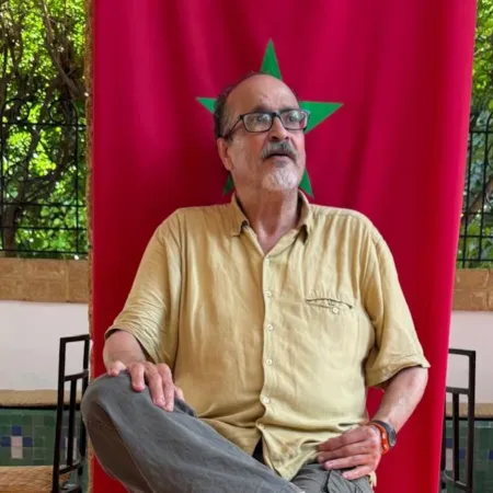 Ali Lmrabet salió de prisión en Marruecos, pero la fiscalía mantiene la causa