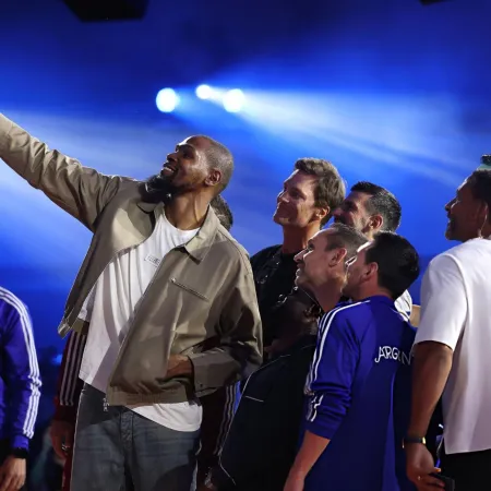 Messi y una foto histórica con Kevin Durant, Tom Brady, Djokovic y Rio Ferdinand