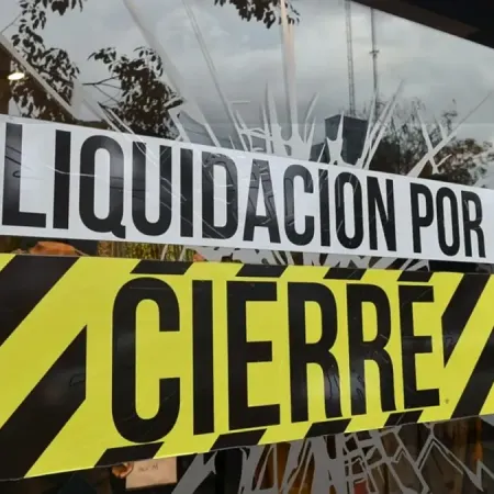 Ya cerraron más de 28.000 empresas desde que asumió Milei y la caída no se detiene
