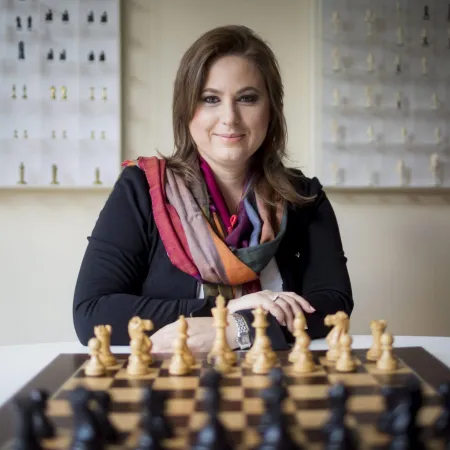 Judit Polgár podría presidir Hungría luego del giro constitucional