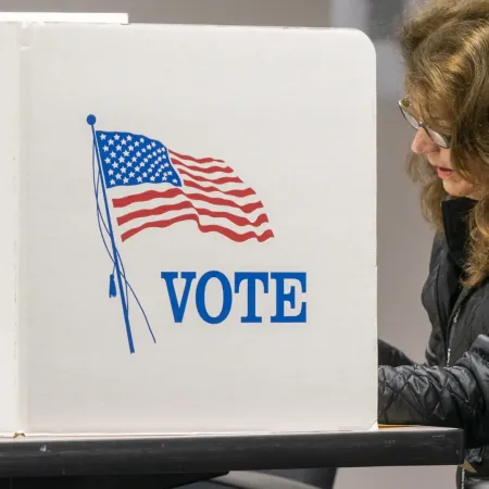 Casa Blanca: los 269 archivos de Trump que buscan endurecer el voto en 2026