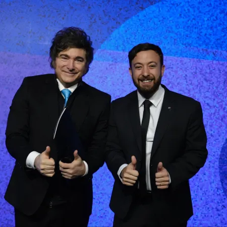 "Campaña anti-Argentina": Milei apoyó a Laje, citó a Churchill y culpó al kirchnerismo