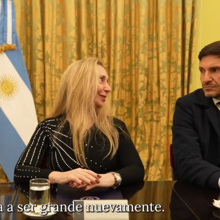 Karina Milei puso la voz en un video oficial y Pullaro quedó en un extraño rol
