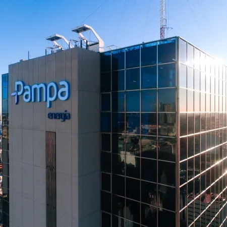 La empresa de Marcelo Mindlin cierra una planta en Santa Fe por la crisis del caucho