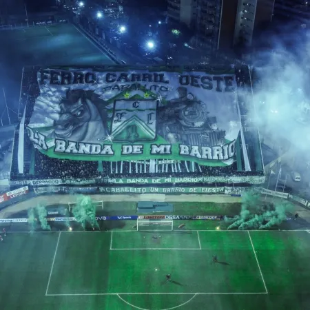 Ferro Carril Oeste celebra 122 años con una deuda pendiente: volver a Primera