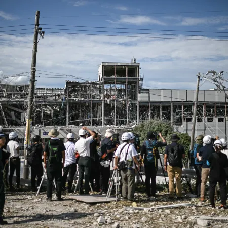 Sanae Takaichi refuerza el operativo en Kumamoto tras 34 muertos y nuevas réplicas