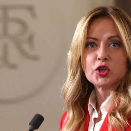 Giorgia Meloni endurece el paso a Italia para viajeros que llegan desde España