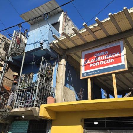 Clausuran construcciones clandestinas que levantaban en la Villa 31
