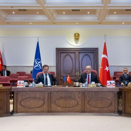 La OTAN llega a Ankara con una grieta entre Mark Rutte y el gobierno de Meloni