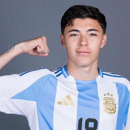 Tobías Andrada, a un paso de River: los detalles del acuerdo con Vélez