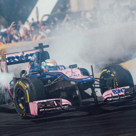Colapinto deslumbró en Goodwood con el Lotus E20 y emocionó al público
