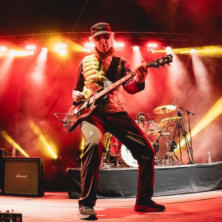 Skay dedicó Todo un palo al Indio Solari y desató el momento más emotivo de la noche