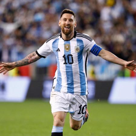 Bombazo en el fútbol: Lionel Messi anunció que se retira de la Selección Argentina