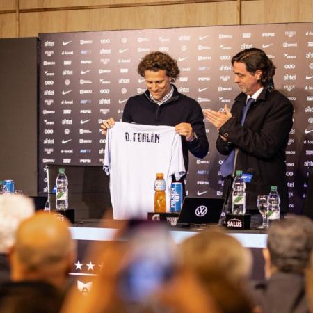 Diego Forlán, nuevo DT de Uruguay: qué dijo sobre la vuelta de Luis Suárez