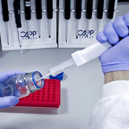 ADN, delitos e impunidad: cómo funciona la herramienta que busca cambiar las investigaciones criminales