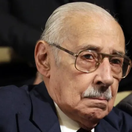 Del natalicio de Videla al "Día Nacional del HDP", una creación de la revista Barcelona