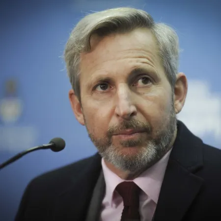 Frigerio firmó con ANSES por $120.000 millones: cuándo los cobra Entre Ríos