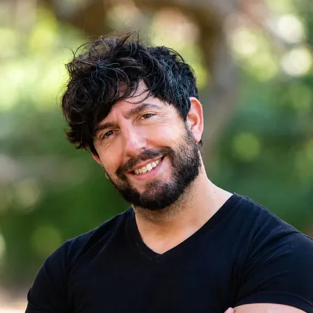Quién es Mario "Pato" Russo, el asesor de Villarruel que LLA quiere echar: "Violencia"