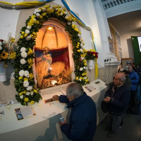 San Cayetano: según la UBA, el 45% de quienes van a las iglesias busca ayuda económica o comida