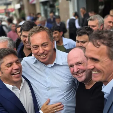 Kicillof desembarcó en Mendoza: cómo avanza su armado nacional para 2027