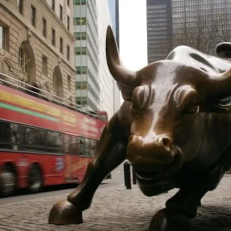 El S&P 500 cerró en 7.757,64 puntos y marcó un nuevo récord
