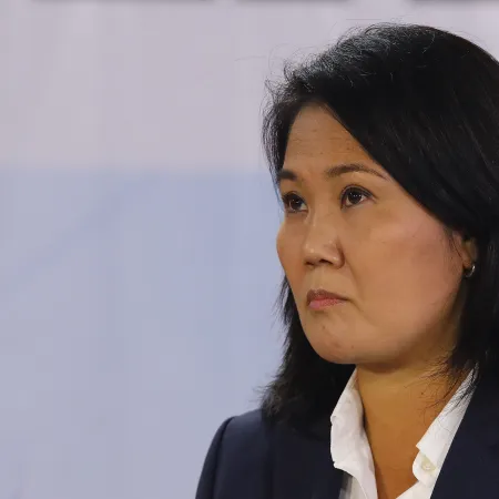 Perú reanuda relaciones con México y Keiko enfrenta críticas de la derecha