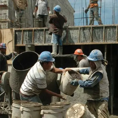 La construcción sigue en rojo: el dato de despachos de cemento anticipa más caída