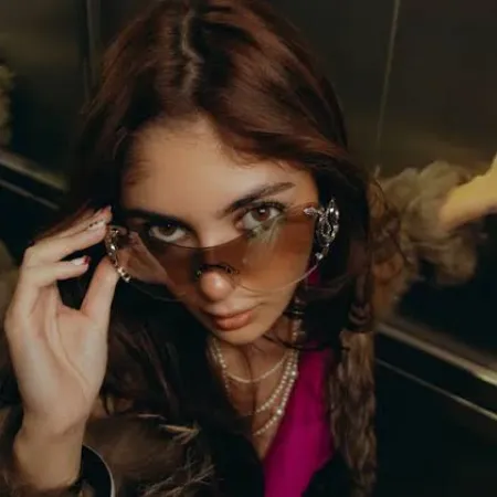 Rocío Camani estrenó dos videoclips y reveló cómo fue el desafío de grabarlos