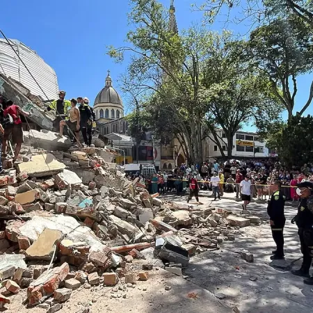 Venezuela ofrece rescatistas a Colombia: la ayuda cambia de dirección tras el sismo