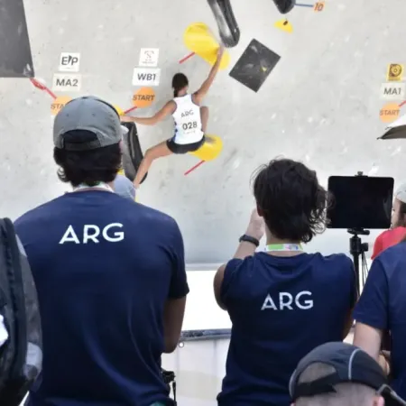 Empezó a escalar a los 6 años y a los 15 hizo historia para Neuquén en un Mundial