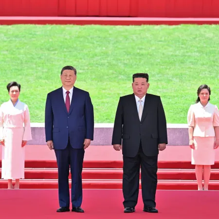 Xi refuerza la alianza con Corea del Norte sin avalar su estatus nuclear
