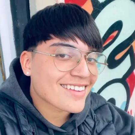 Perdió a su hijo de 17 años en las vías del Roca y su lucha llegó al Congreso