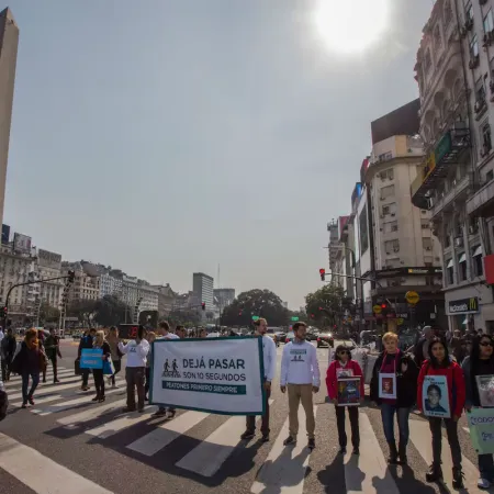 Día Mundial del Peatón: la historia detrás del 17 de agosto y cómo cuidarnos