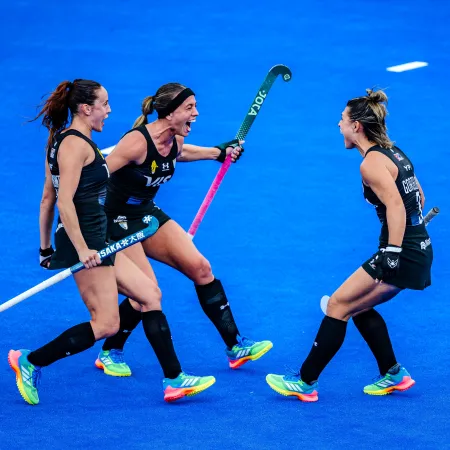 Las Leonas vencieron 3-2 a Alemania y lideran el Grupo B del Mundial