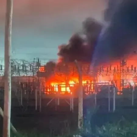 Apagón en La Plata: todavía quedan 22.000 usuarios sin luz tras el incendio en Tolosa