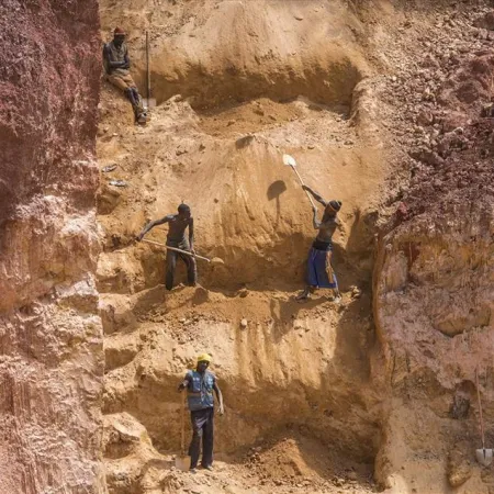 República Centroafricana: más de 100 muertos al derrumbarse una mina de oro
