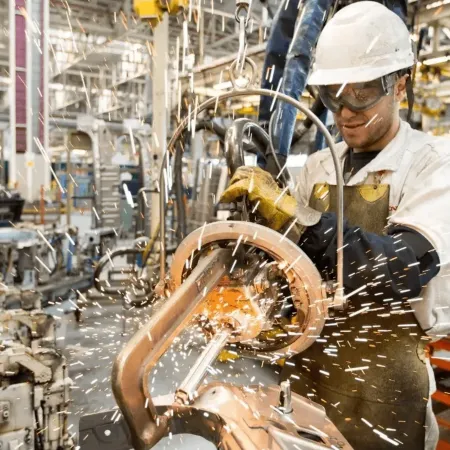 Industria estancada: la UIA estima una caída mensual del 0,6% y sigue 10% abajo de 2022