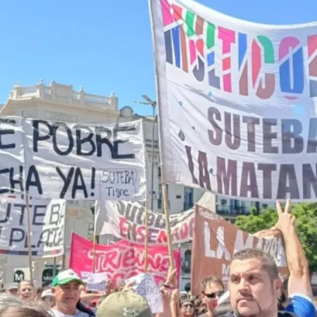 Las razones detrás del conflicto: ¿Por qué marcha hoy la docencia Multicolor en La Plata?