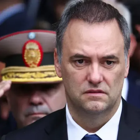 Adorni en la mira: si no convence al juez, puede quedar a un paso de indagatoria