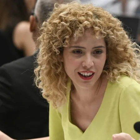 Dólares, rutas y $325 mil millones: Arrieta exige saber qué pasó en Mendoza con los fondos