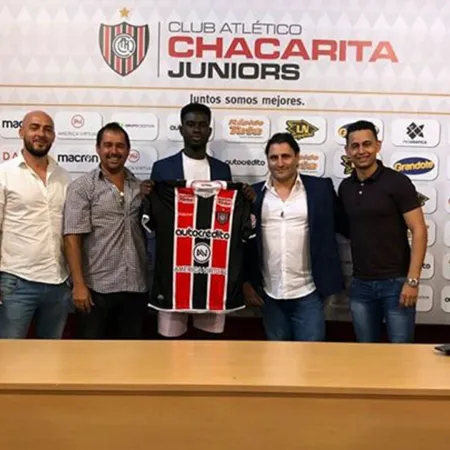 Samuel Adeniran, de estar a prueba en Chacarita a jugar la Champions League con LASK