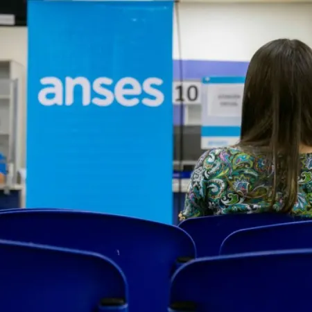 ANSES paga hoy jubilaciones y desempleo: quiénes cobran este viernes 28 de agosto