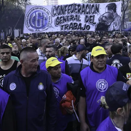 Empresarios y sindicatos se vuelven a ver las caras en el Consejo del Salario Mínimo