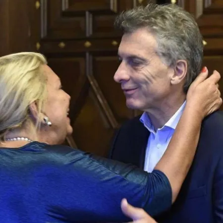 Macri y Carrió, hace 10 años: el asado que buscó apagar una nueva pelea